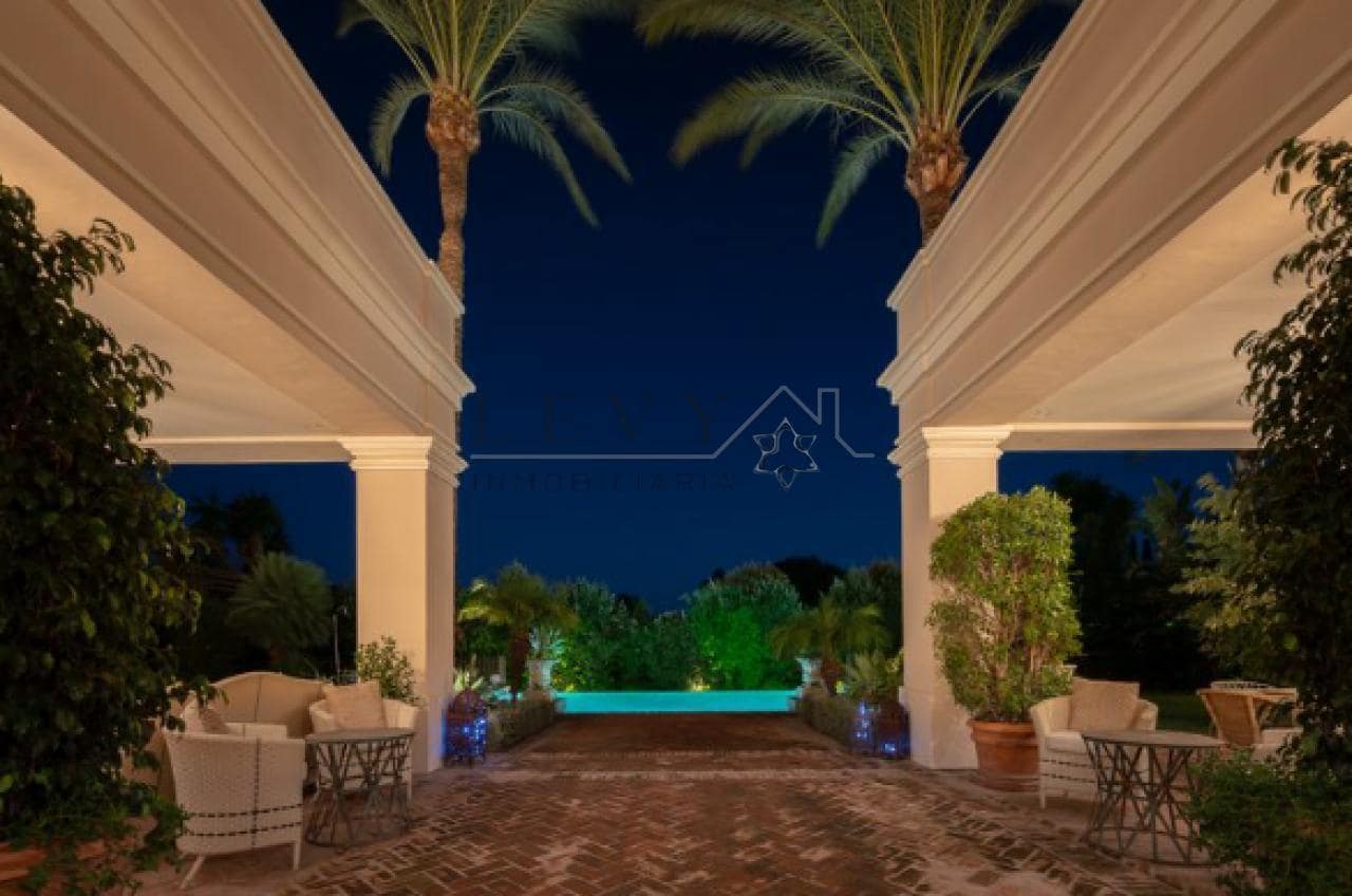 8 quarto Moradia para venda em Guadalmina com piscina garagem - 7 500 000 € (Ref: 9583317)