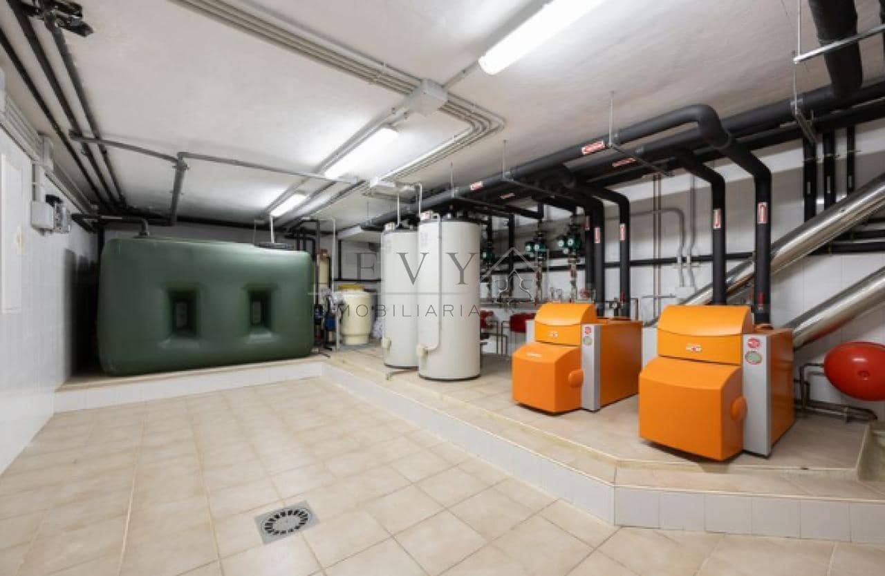 8 quarto Moradia para venda em Guadalmina com piscina garagem - 7 500 000 € (Ref: 9583317)