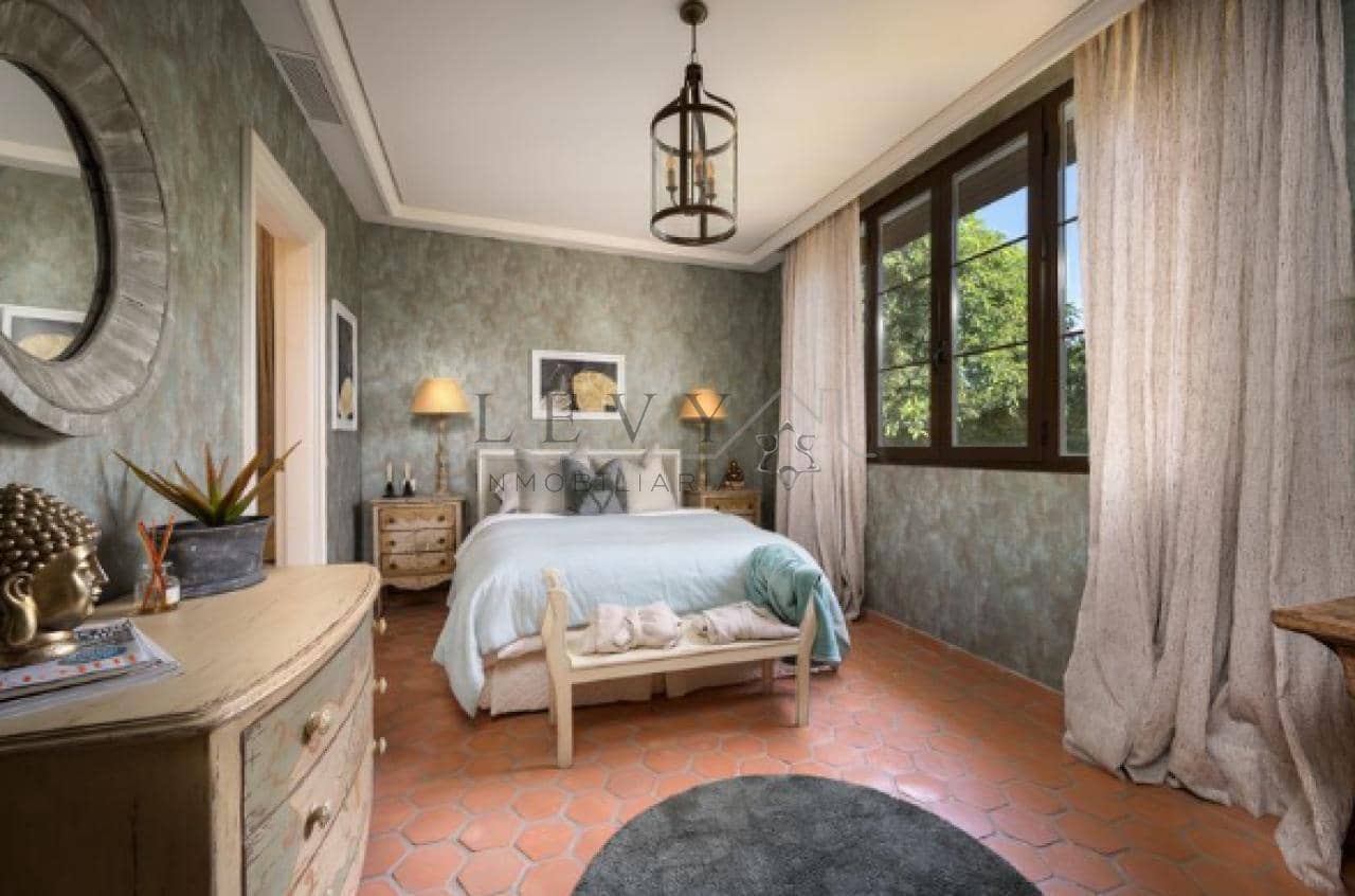 8 quarto Moradia para venda em Guadalmina com piscina garagem - 7 500 000 € (Ref: 9583317)