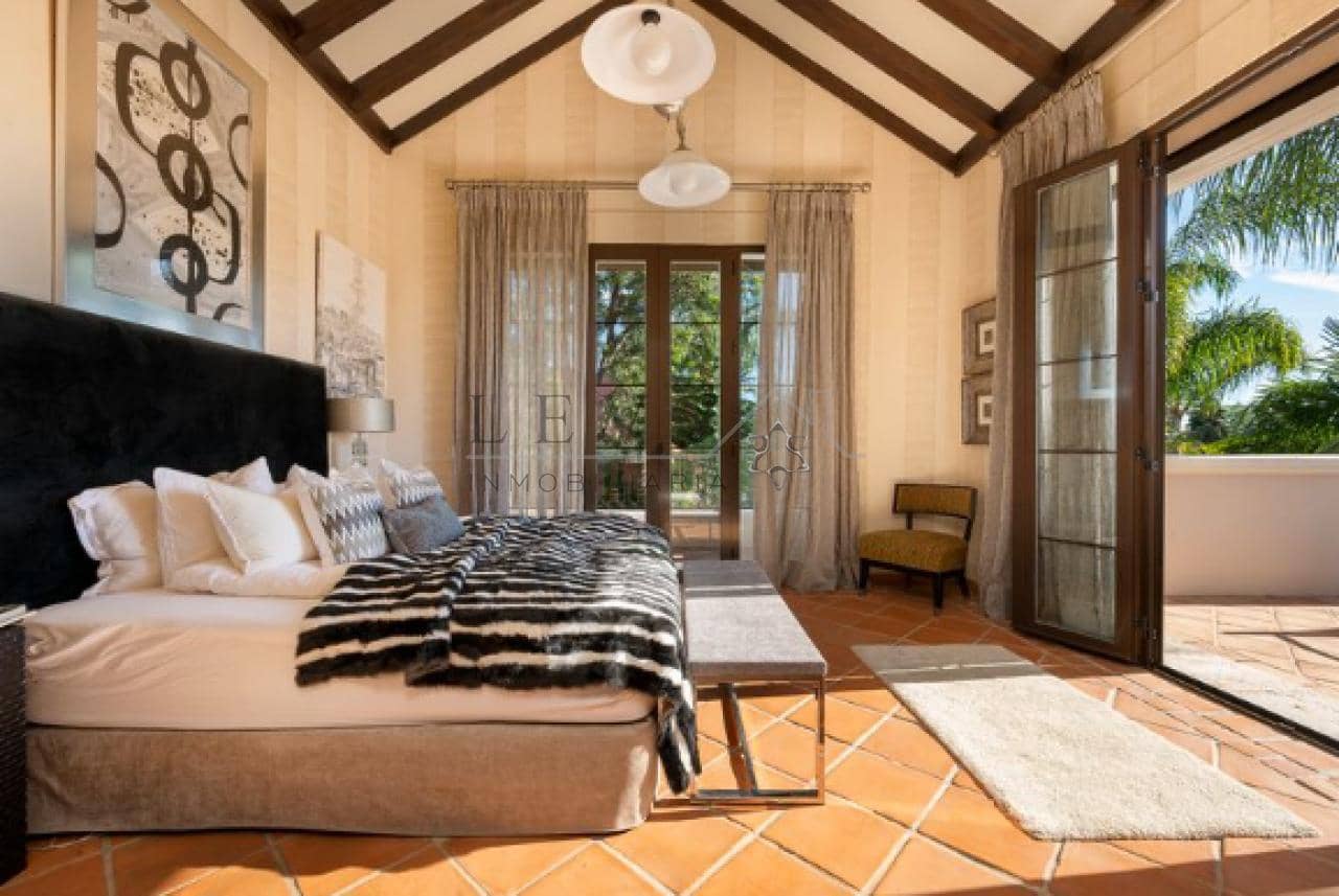 8 quarto Moradia para venda em Guadalmina com piscina garagem - 7 500 000 € (Ref: 9583317)