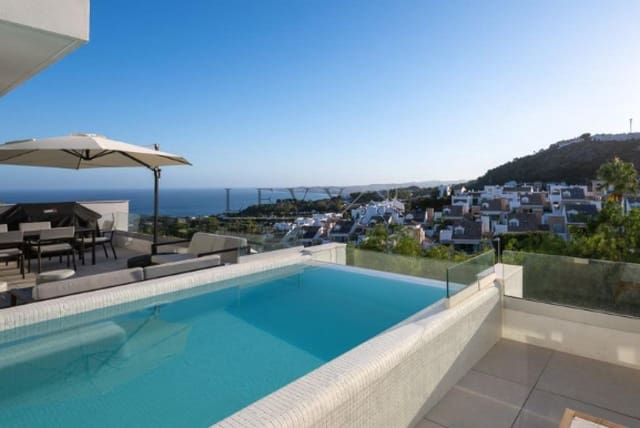 4 Zimmer Villa zu verkaufen in Benalmádena mit Pool Garage - 1.750.000 € (Ref: 9583318)