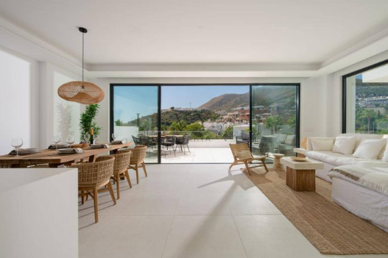 4 Zimmer Villa zu verkaufen in Benalmadena mit Pool Garage - 1.750.000 € (Ref: 9583318)