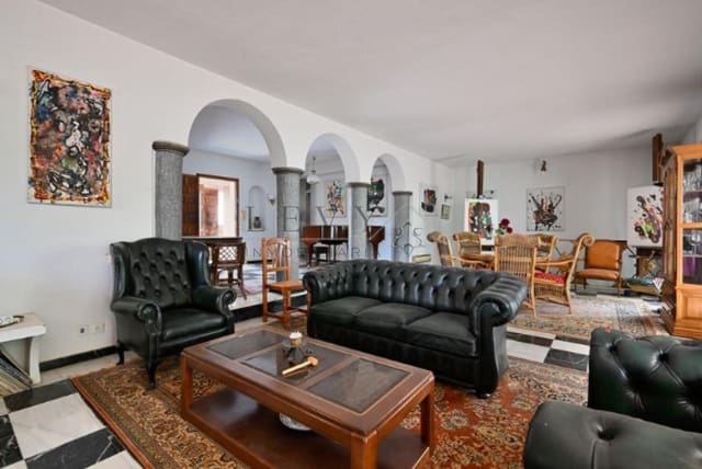 9 quarto Quinta/Casa Rural para venda em Marbella com piscina - 1 950 000 € (Ref: 9583320)