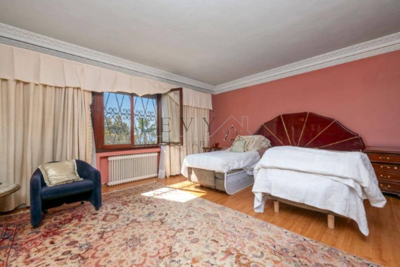 6 makuuhuone Huvila myytävänä paikassa Marbella mukana uima-altaan - 1 595 000 € (Ref: 9583324)