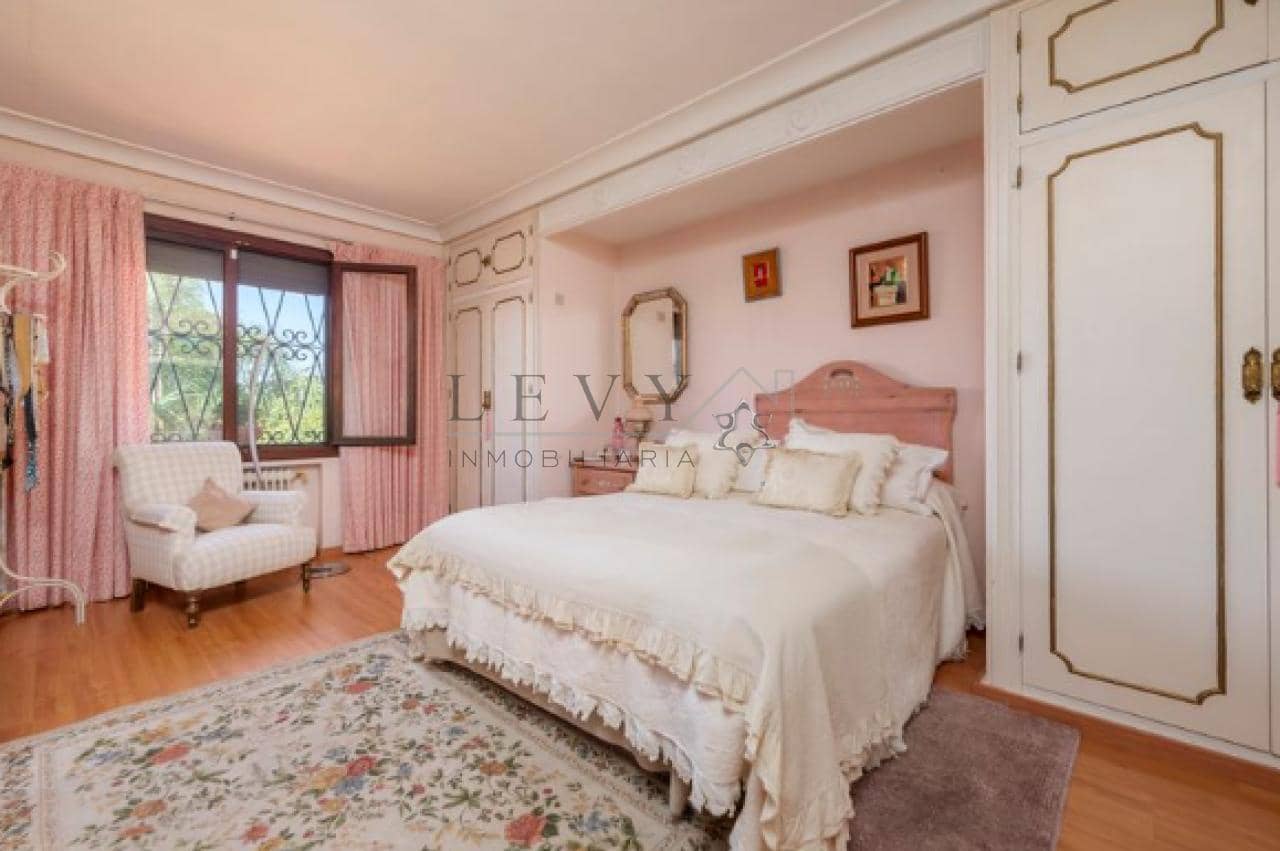 6 makuuhuone Huvila myytävänä paikassa Marbella mukana uima-altaan - 1 595 000 € (Ref: 9583324)