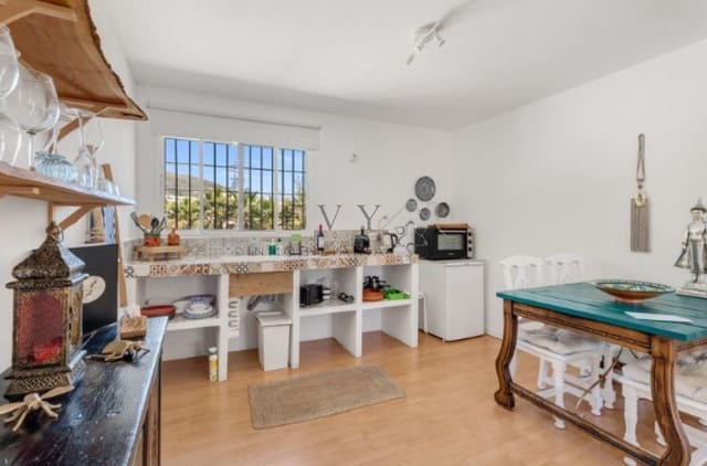 6 soverom Villa til salgs i Benalmádena med svømmebasseng garasje - € 2 625 000 (Ref: 9583325)