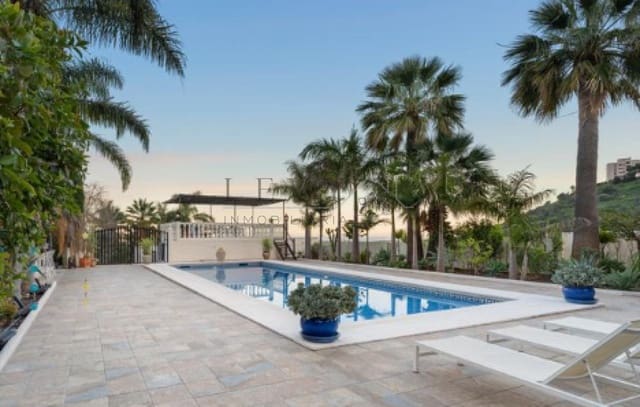 6 soverom Villa til salgs i Benalmádena med svømmebasseng garasje - € 2 625 000 (Ref: 9583325)