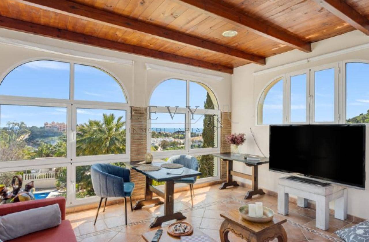 6 soverom Villa til salgs i Benalmadena med svømmebasseng garasje - € 2 625 000 (Ref: 9583325)