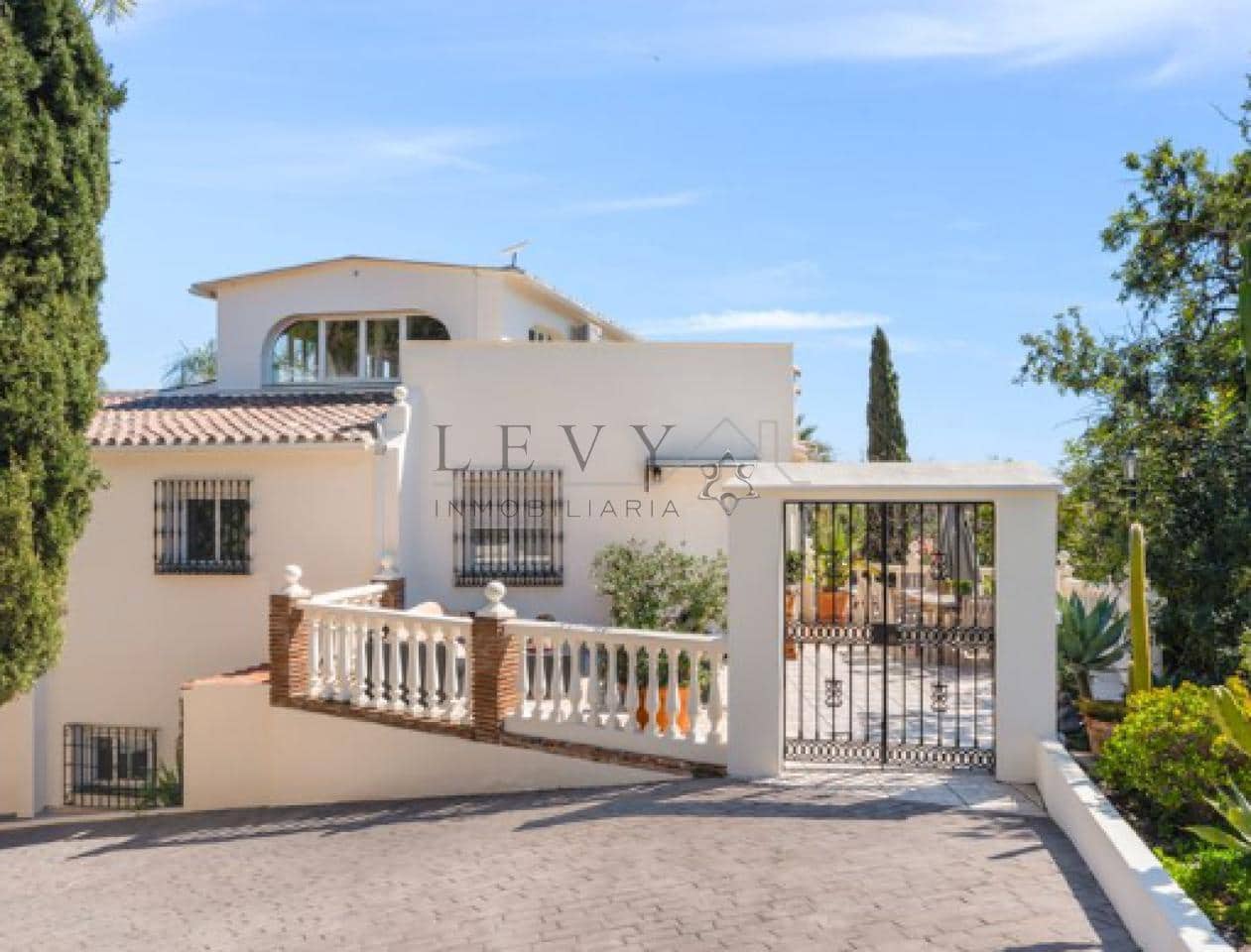 6 soverom Villa til salgs i Benalmadena med svømmebasseng garasje - € 2 625 000 (Ref: 9583325)