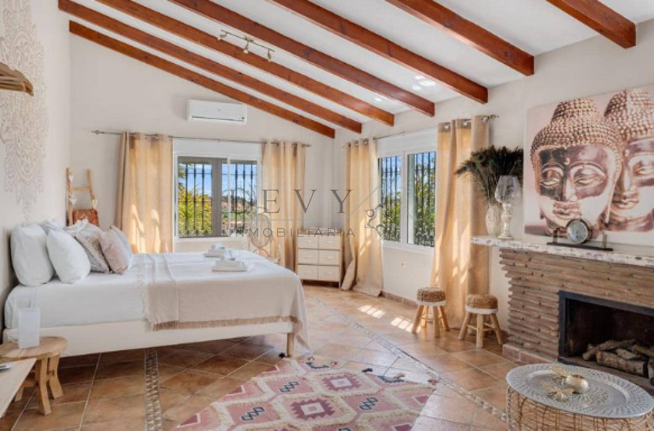 6 soverom Villa til salgs i Benalmadena med svømmebasseng garasje - € 2 625 000 (Ref: 9583325)