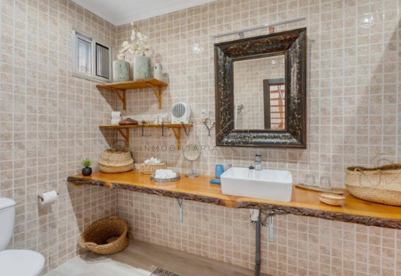 6 soverom Villa til salgs i Benalmadena med svømmebasseng garasje - € 2 625 000 (Ref: 9583325)