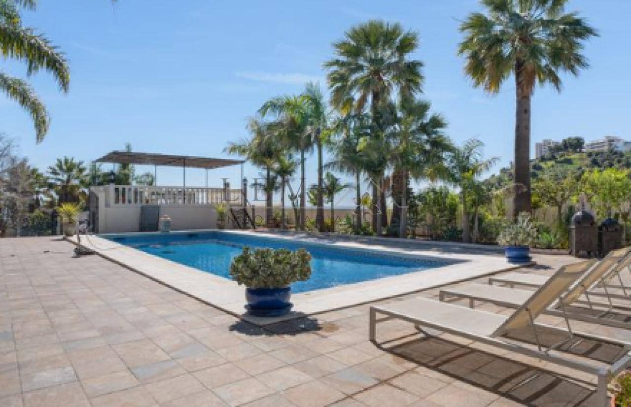 6 soverom Villa til salgs i Benalmadena med svømmebasseng garasje - € 2 625 000 (Ref: 9583325)