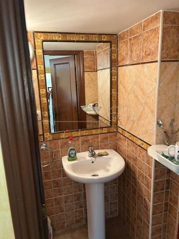 Commercieel te koop in La Asuncion, Málaga stad - € 233.000 (Ref: 9583328)