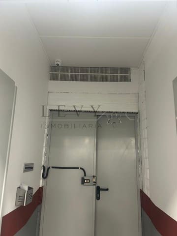 Commerciale da affittare in R.e.n.f.e., Malaga città - 100 € (Rif: 9583330)