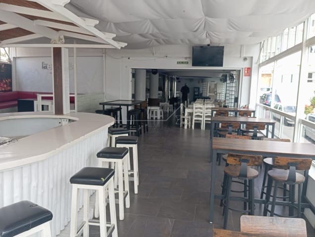 Commercieel te koop in Cómpeta - € 371.000 (Ref: 9583332)