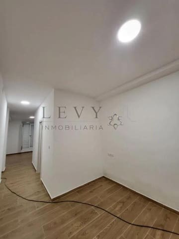 Kontor til salg i Victoria Eugenia, Málaga by - € 150.000 (Ref: 9583334)