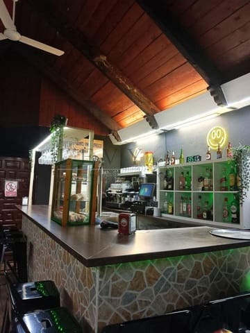 Commercial for sale in Pol Alameda, Málaga city - € 54,000 (Ref: 9583337)