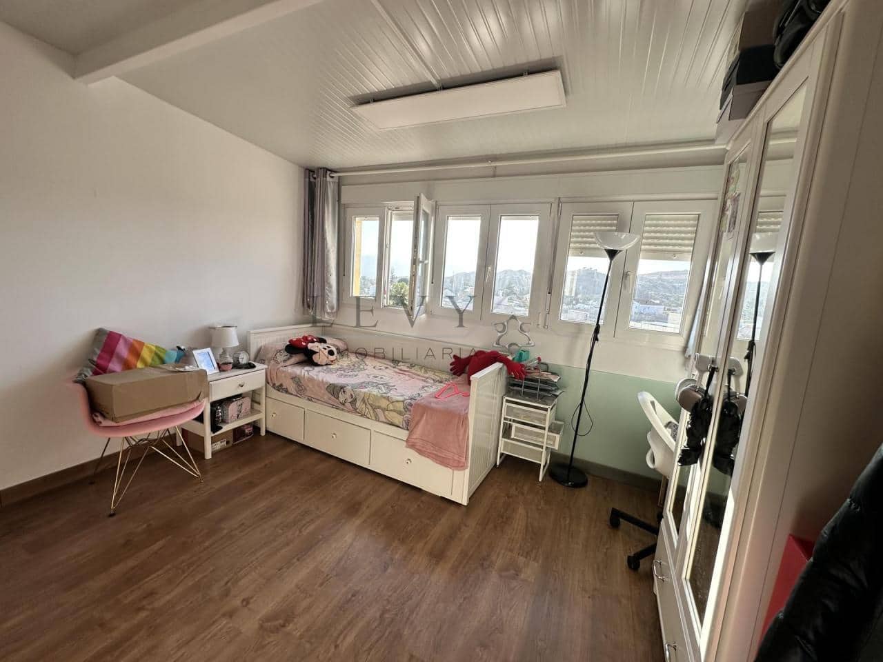 4 sypialnia Dom blizniak na sprzedaż w Miasto Malaga z basenem - 455 000 € (Ref: 9599260)