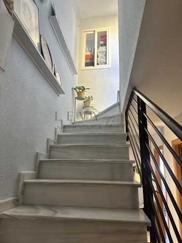 4 sypialnia Dom blizniak na sprzedaż w Salinas, Miasto Málaga z basenem - 455 000 € (Ref: 9599260)