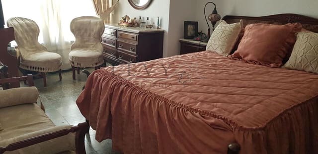 4 soverom Leilighet til salgs i Centro Historico, Málaga by - € 468 000 (Ref: 9599261)