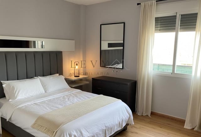 Piso de 3 habitaciones en Huelin, Málaga ciudad en venta - 295.000 € (Ref: 9607555)