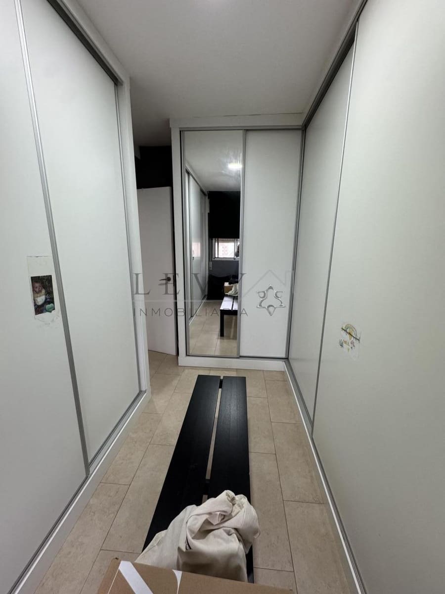 Piso de 3 habitaciones en Málaga ciudad en venta - 330.000 € (Ref: 9633996)