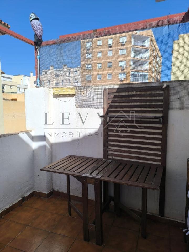 2 makuuhuone Kattohuoneisto vuokrattavana paikassa Malaga kaupunki - 1 400 € (Ref: 9679562)