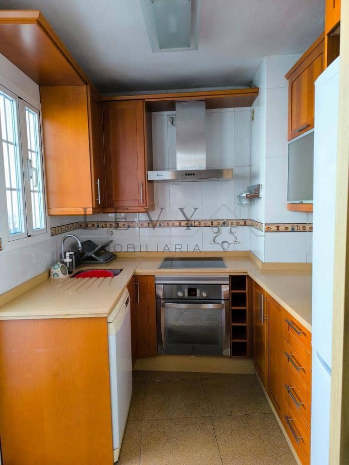 2 makuuhuone Kattohuoneisto vuokrattavana paikassa Malaga kaupunki - 1 400 € (Ref: 9679562)