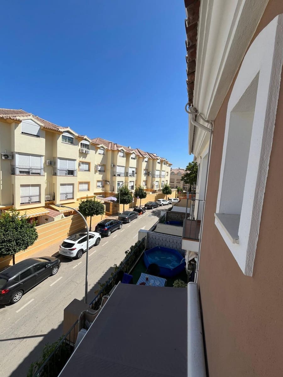 4 chambre Villa/Maison Mitoyenne à vendre à Coin avec garage - 395 000 € (Ref: 10049324)