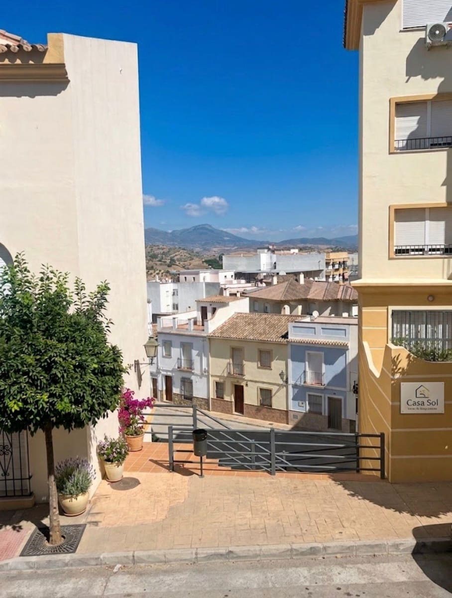 4 chambre Villa/Maison Mitoyenne à vendre à Coin avec garage - 395 000 € (Ref: 10049324)