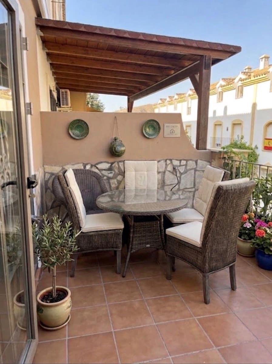 4 chambre Villa/Maison Mitoyenne à vendre à Coin avec garage - 395 000 € (Ref: 10049324)