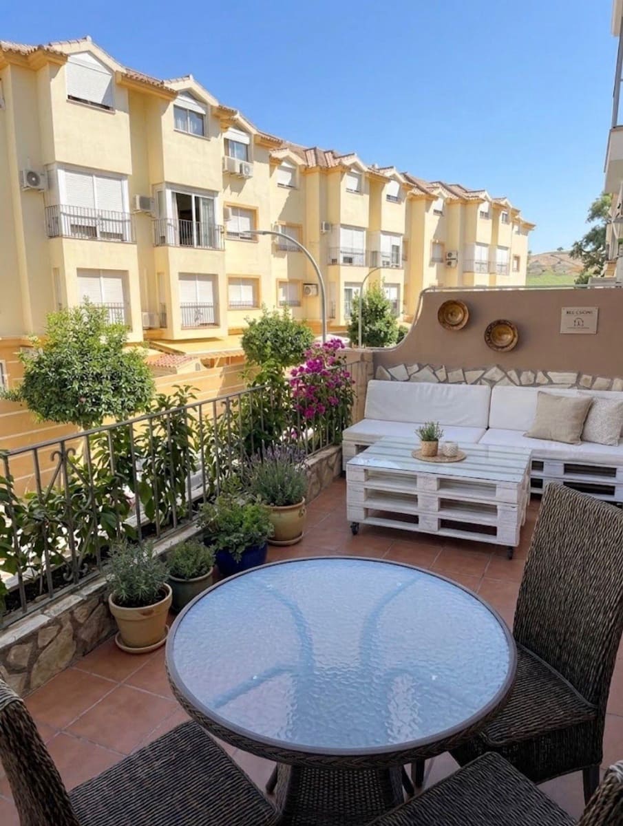 4 chambre Villa/Maison Mitoyenne à vendre à Coin avec garage - 395 000 € (Ref: 10049324)