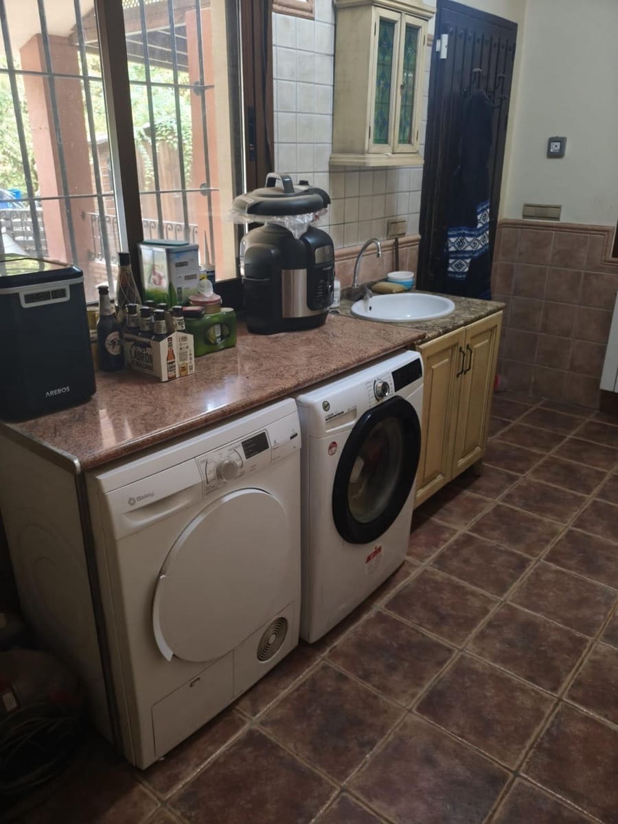Chalet de 4 habitaciones en Alhaurín el Grande en venta con piscina garaje - 695.000 € (Ref: 10064725)