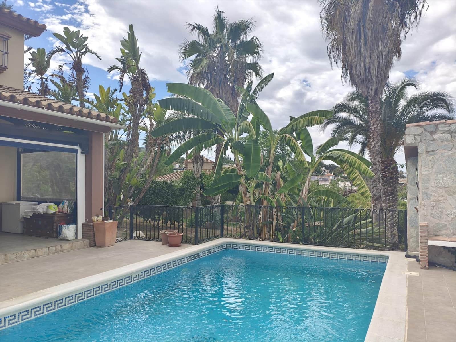 Chalet de 4 habitaciones en Alhaurín el Grande en venta con piscina garaje - 695.000 € (Ref: 10064725)
