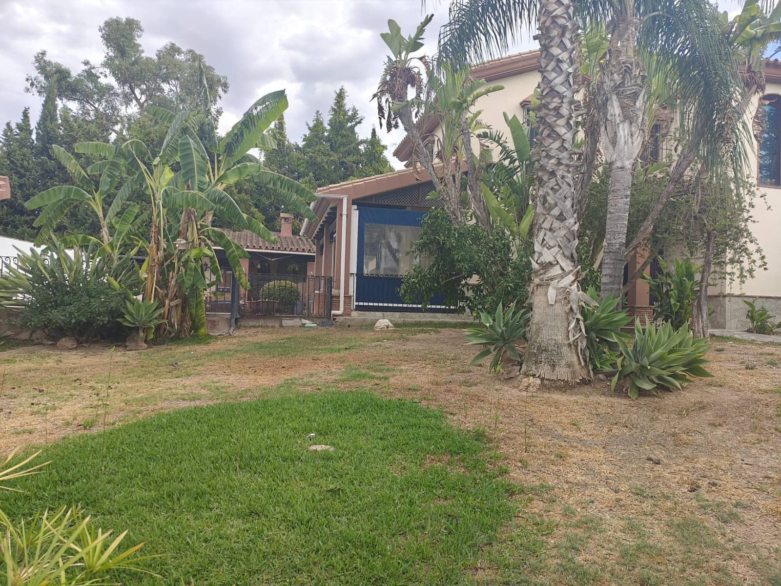 Chalet de 4 habitaciones en Alhaurín el Grande en venta con piscina garaje - 695.000 € (Ref: 10064725)