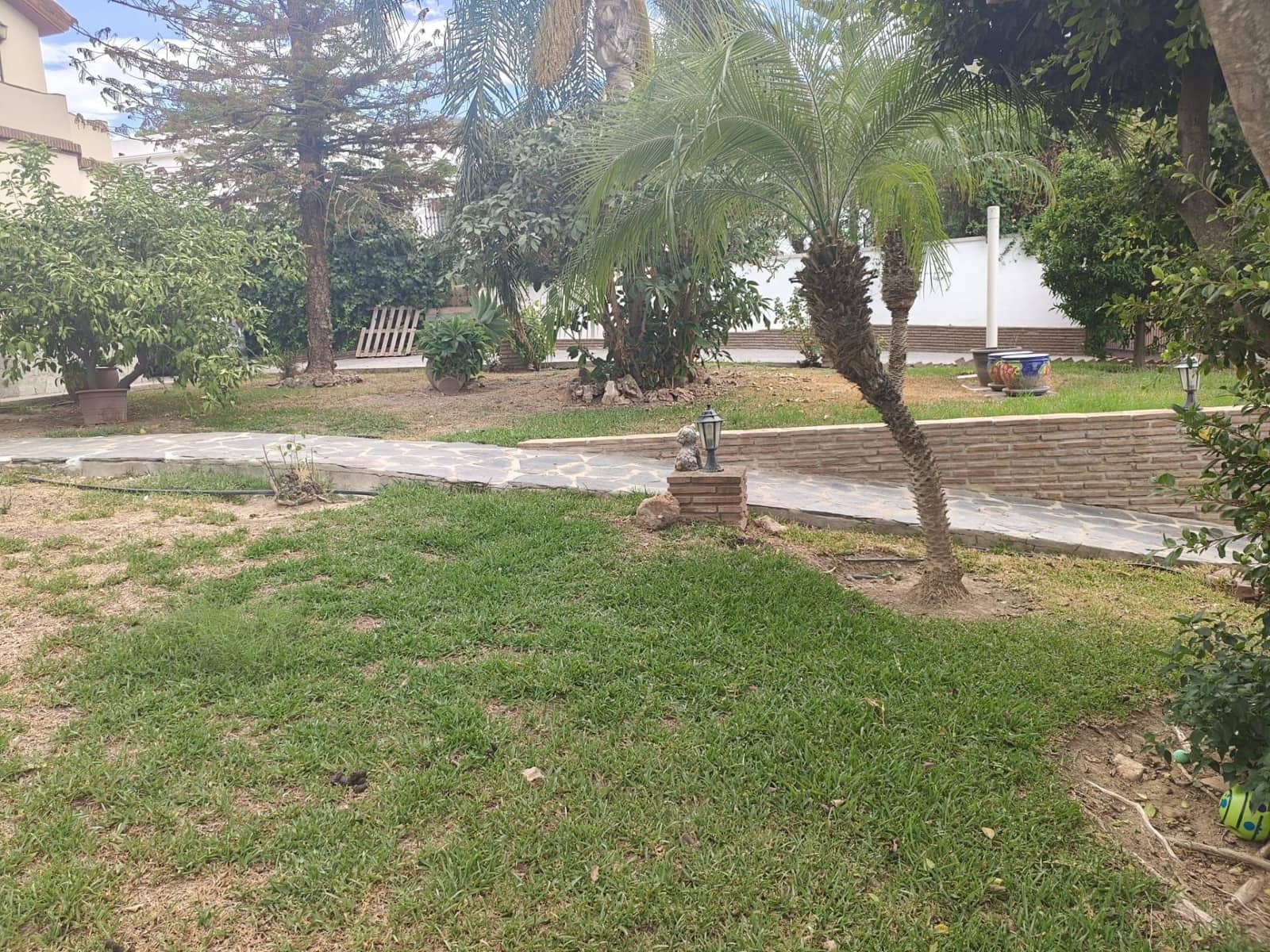 Chalet de 4 habitaciones en Alhaurín el Grande en venta con piscina garaje - 695.000 € (Ref: 10064725)
