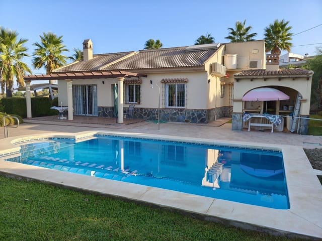 3 sovrum Finca/Hus på landet till salu i Alhaurín el Grande med pool garage - 459 000 € (Ref: 10076472)