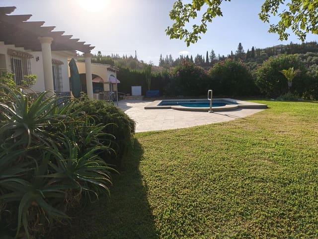 3 sovrum Finca/Hus på landet till salu i Alhaurín el Grande med pool garage - 459 000 € (Ref: 10076472)