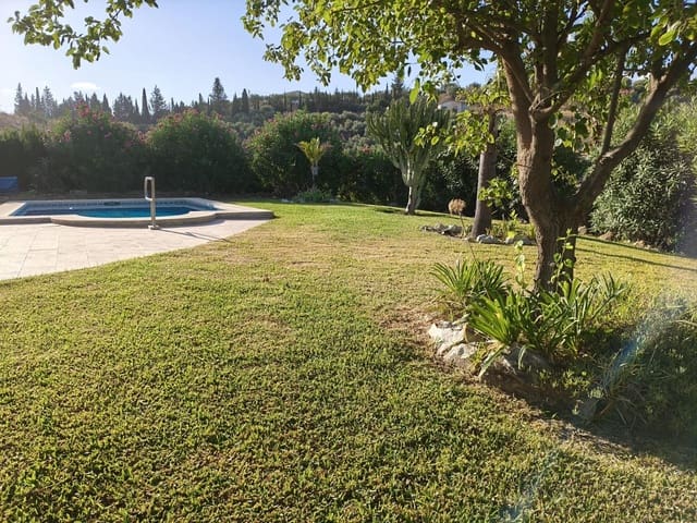 3 sovrum Finca/Hus på landet till salu i Alhaurín el Grande med pool garage - 459 000 € (Ref: 10076472)