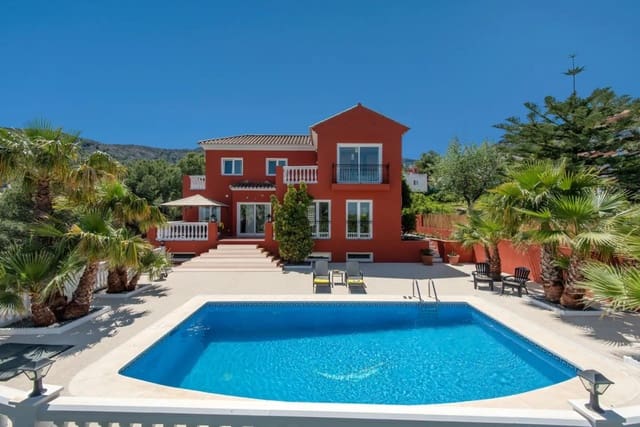 4 soveværelse Villa til salg i Pinos de Alhaurin, Alhaurín de la Torre med swimmingpool garage - € 895.000 (Ref: 10078424)