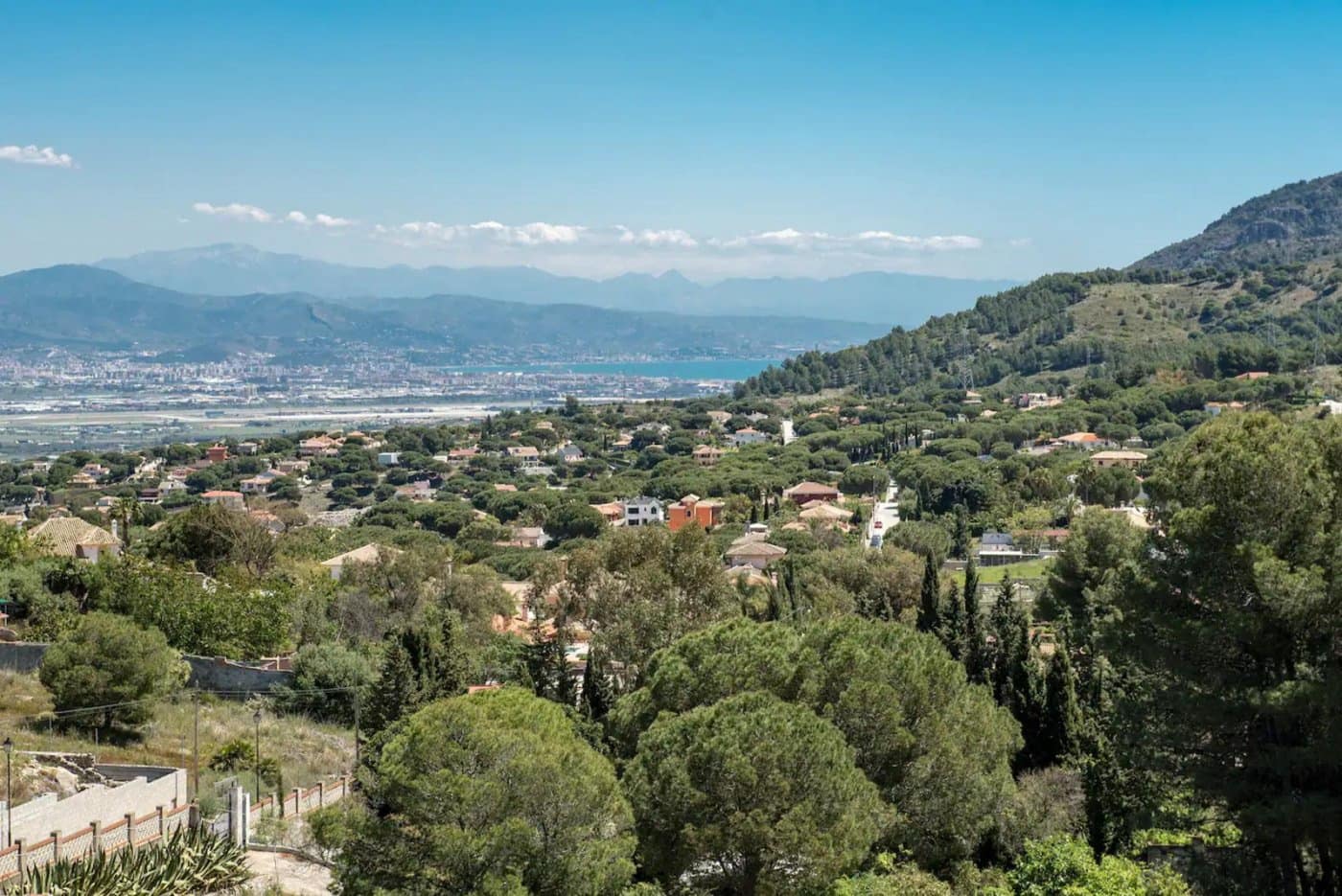 4 soveværelse Villa til salg i Pinos de Alhaurin med swimmingpool garage - € 895.000 (Ref: 10078424)