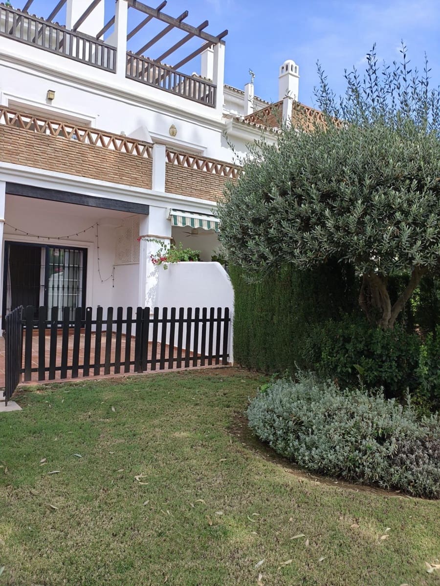 4 sovrum Radhus till salu i Alhaurin de la Torre med pool garage - 445 000 € (Ref: 10129549)