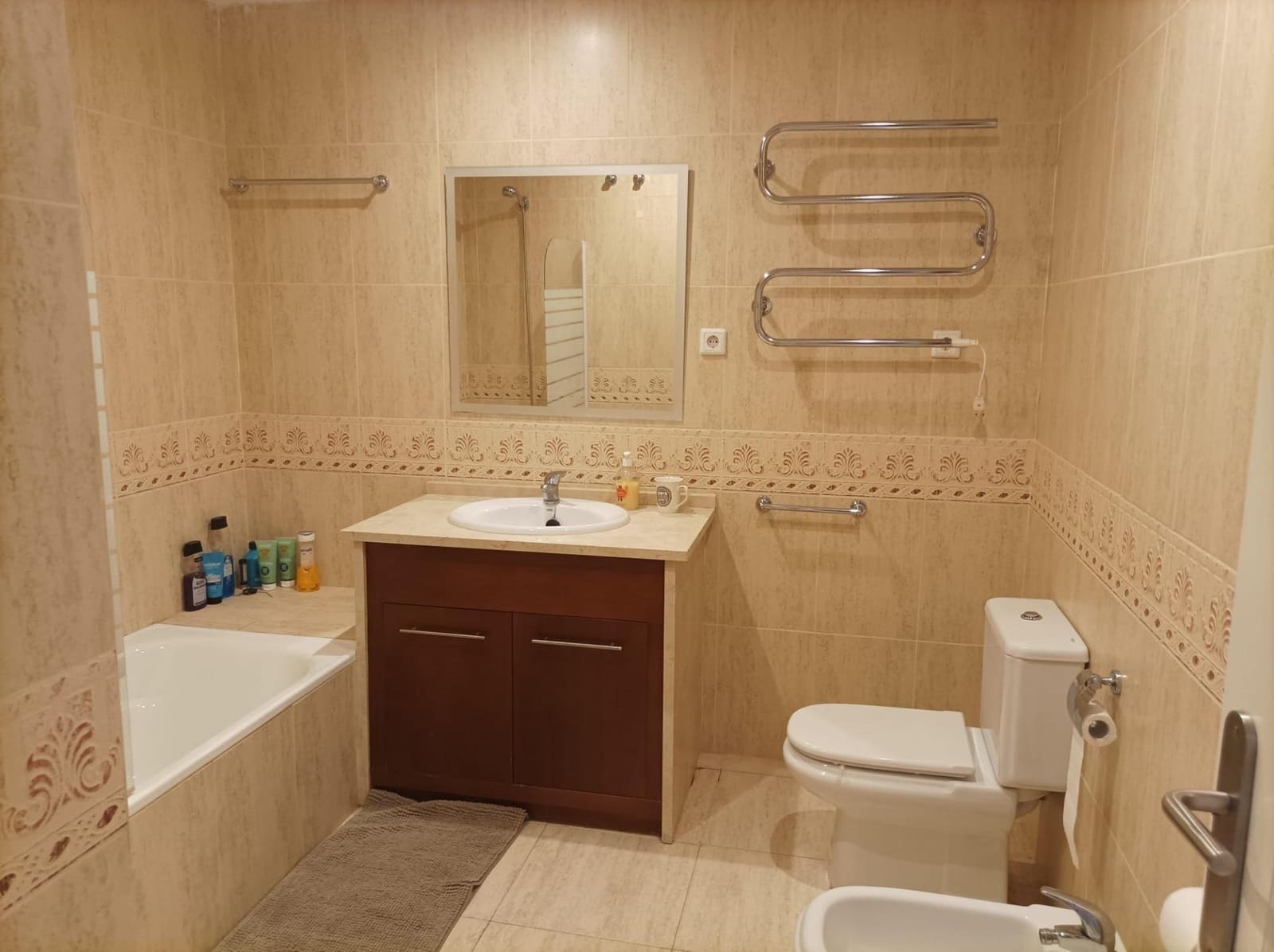 4 sovrum Radhus till salu i Alhaurin de la Torre med pool garage - 445 000 € (Ref: 10129549)