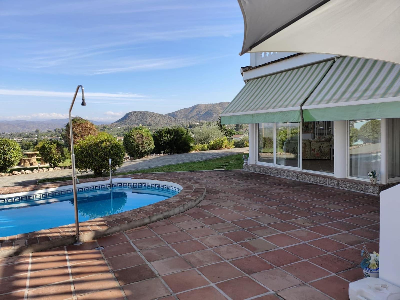 3 soveværelse Finca/Landehus til salg i Alhaurin el Grande med swimmingpool garage - € 499.000 (Ref: 10147175)