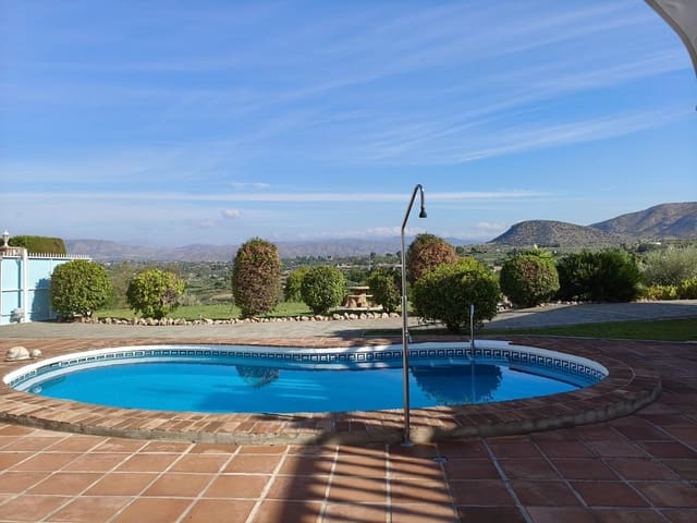 3 soveværelse Finca/Landehus til salg i Alhaurín el Grande - € 499.000 (Ref: 10147175)