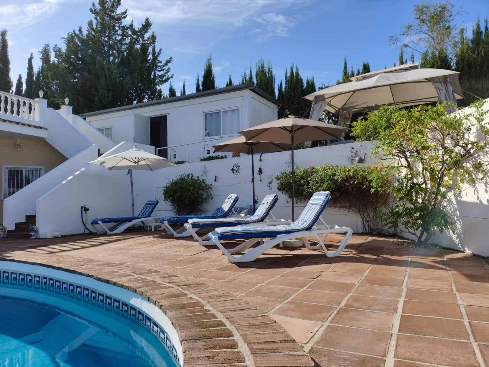 3 soveværelse Finca/Landehus til salg i Alhaurin el Grande med swimmingpool garage - € 499.000 (Ref: 10147175)