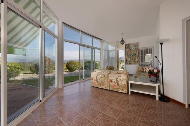 3 soveværelse Finca/Landehus til salg i Alhaurín el Grande med swimmingpool garage - € 499.000 (Ref: 10147175)