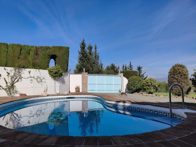 3 soveværelse Finca/Landehus til salg i Alhaurín el Grande med swimmingpool garage - € 499.000 (Ref: 10147175)