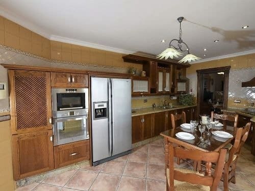 4 sypialnia Willa do wynajęcia w Alhaurin el Grande z basenem garażem - 3 000 € (Ref: 6234903)