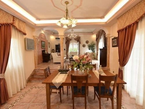 4 sypialnia Willa do wynajęcia w Alhaurín el Grande z basenem garażem - 3 000 € (Ref: 6234903)